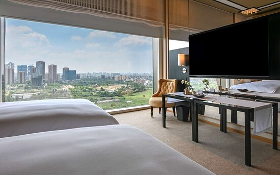 Oberoi Grand Hyatt